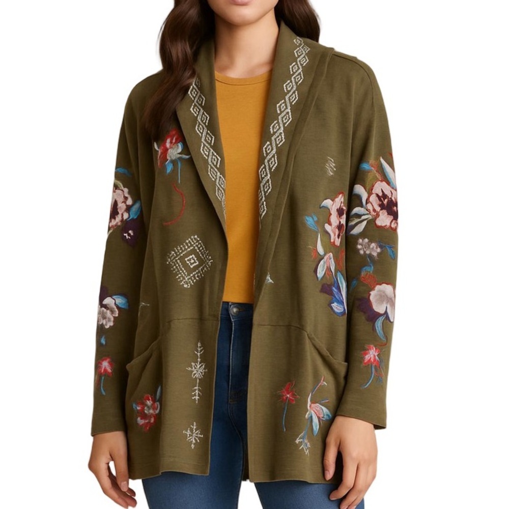 102. NWT WOMENS KYLA SEO S (FIT XL) DETAIL JACKET